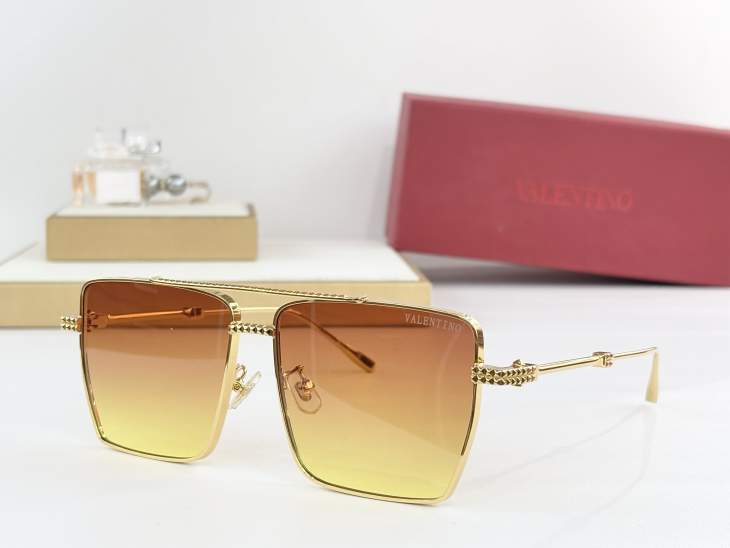 Picture of Valentino Sunglasses _SKUfw76405018fw